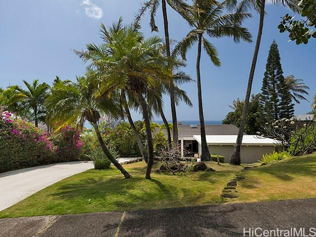 Property Photo:  1421 Laamia Street  HI 96821 