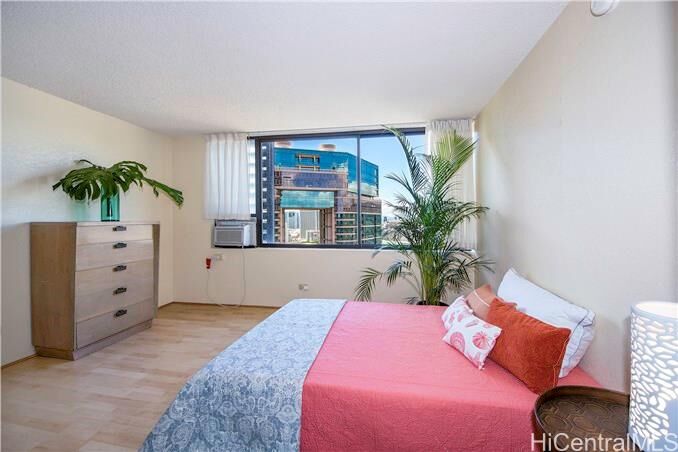 Property Photo:  444 Niu Street 3108  HI 96815 