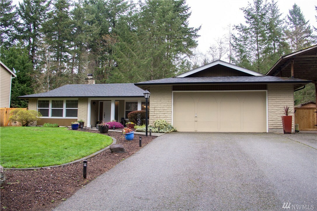 Property Photo:  3717 67th Avenue Ct NW  WA 98335 