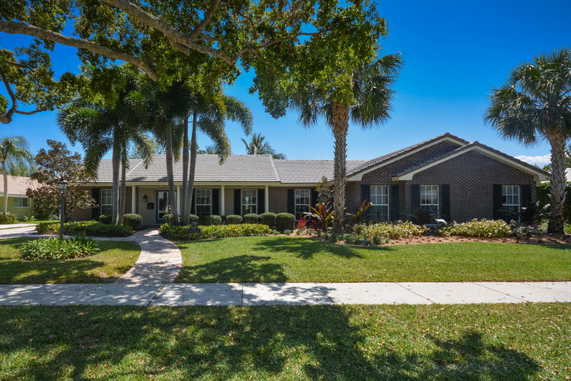 Property Photo:  552 Overlook Drive  FL 33408 