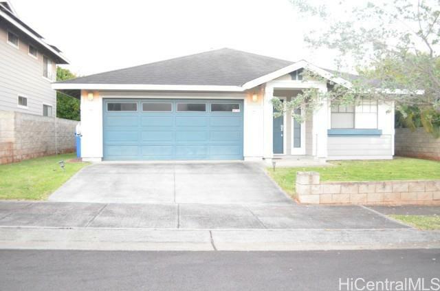 Property Photo:  