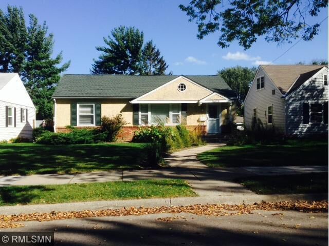 Property Photo: 5613 Thomas Avenue S MN 55410