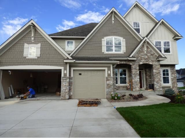 Property Photo:  148 Wildwood Court  MN 55115 