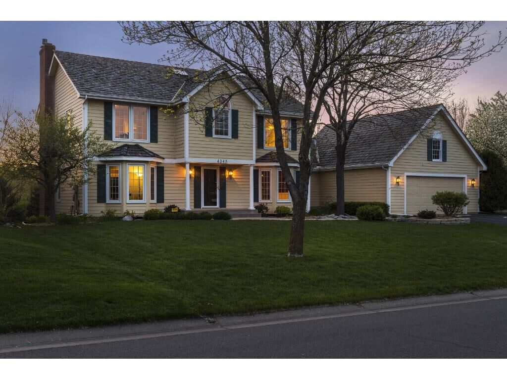 Property Photo:  4345 Oakview Lane N  MN 55442 