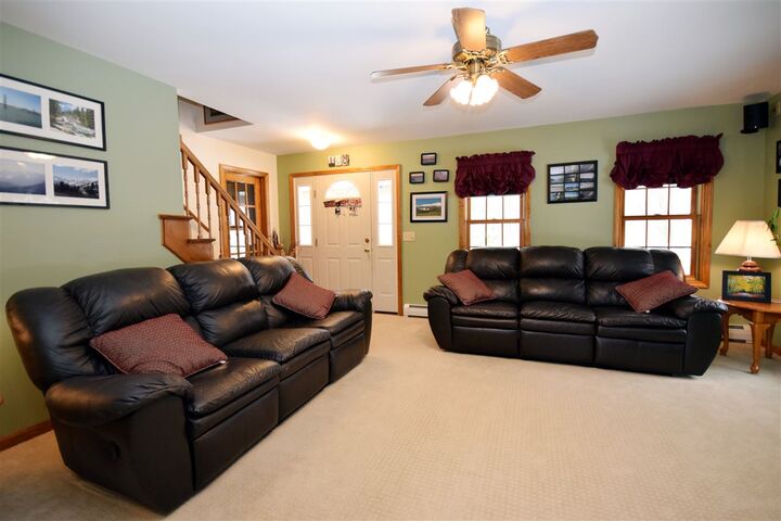 Property Photo:  470 Place Road West  VT 05461 