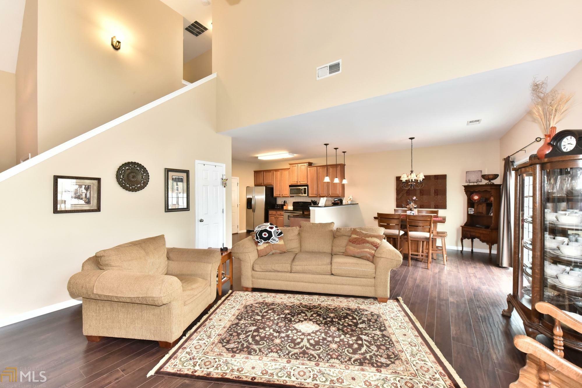 Property Photo: 2715 Gatewater GA 30040