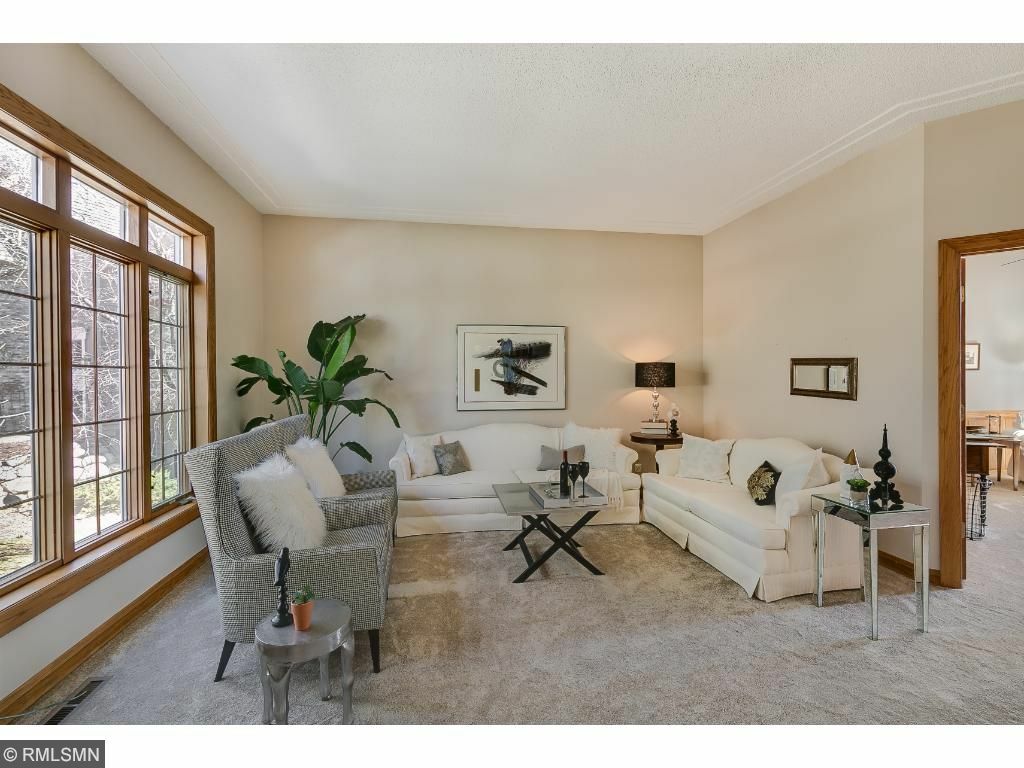 Property Photo: 814 Arbor Court MN 55123