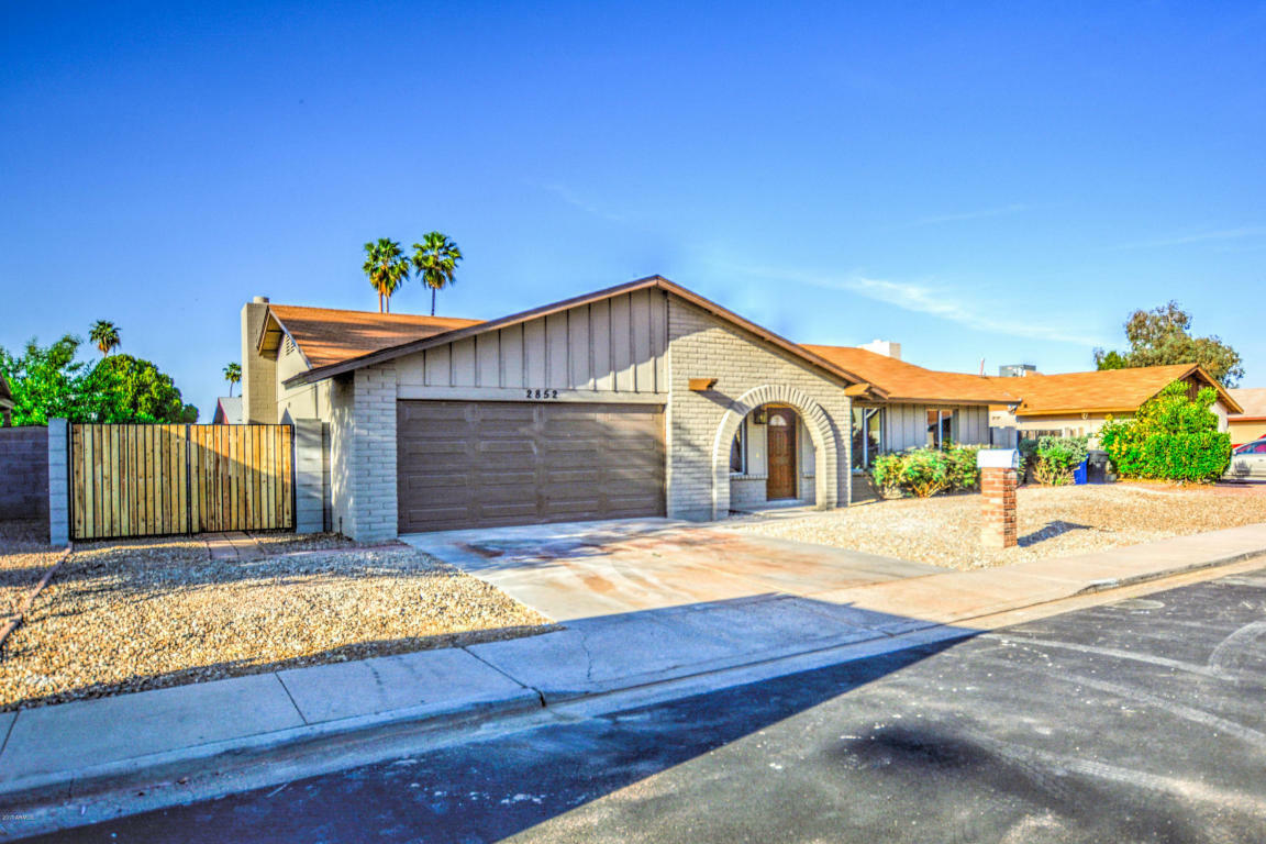 Property Photo:  2852 E Enid Avenue  AZ 85204 