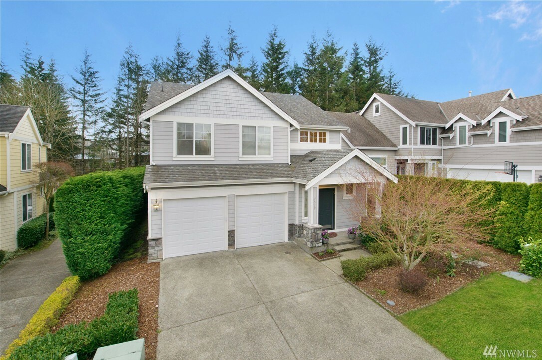 Property Photo:  7629 Dogwood Lane SE  WA 98065 