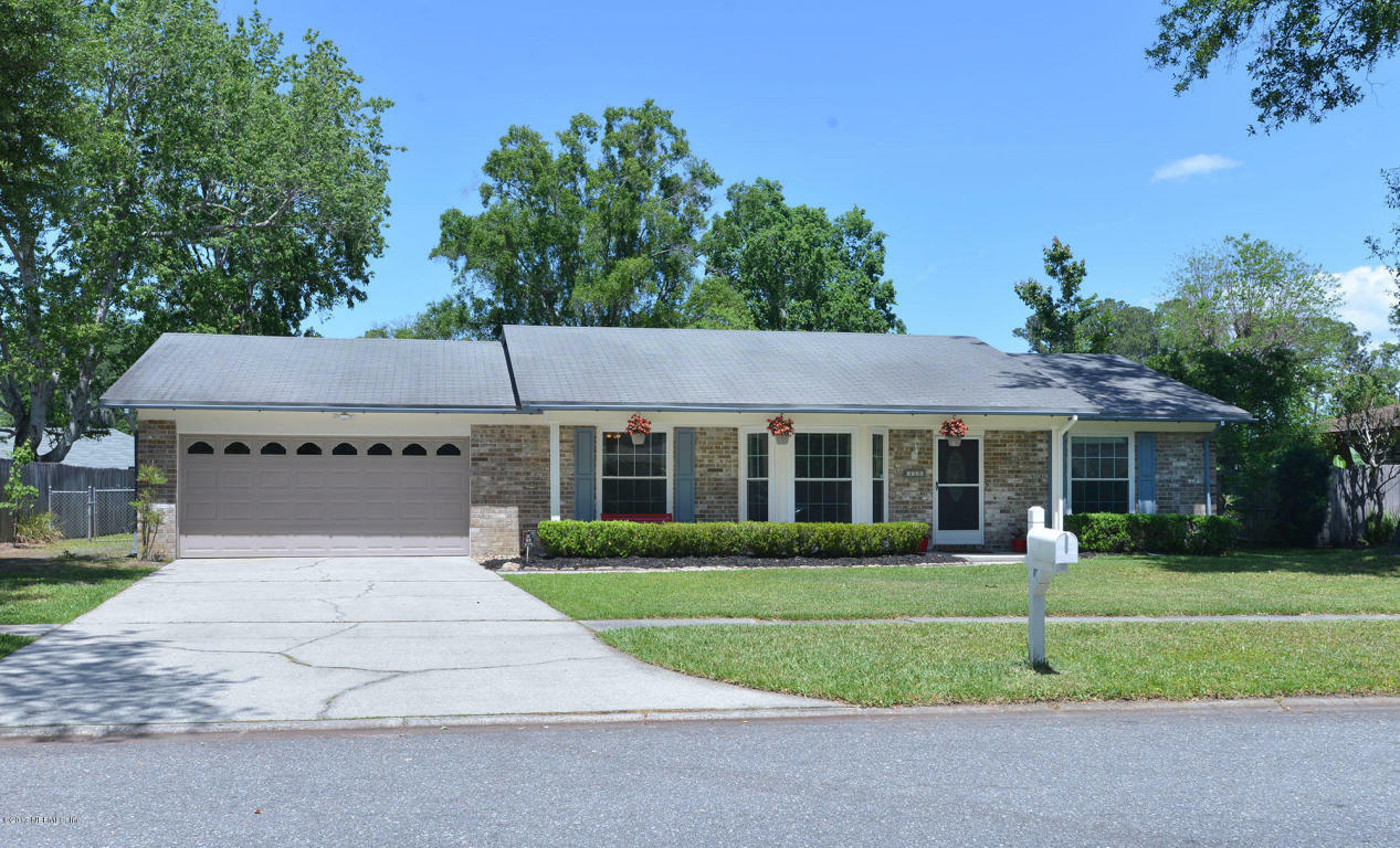 Property Photo:  1720 Poplar Drive  FL 32073 