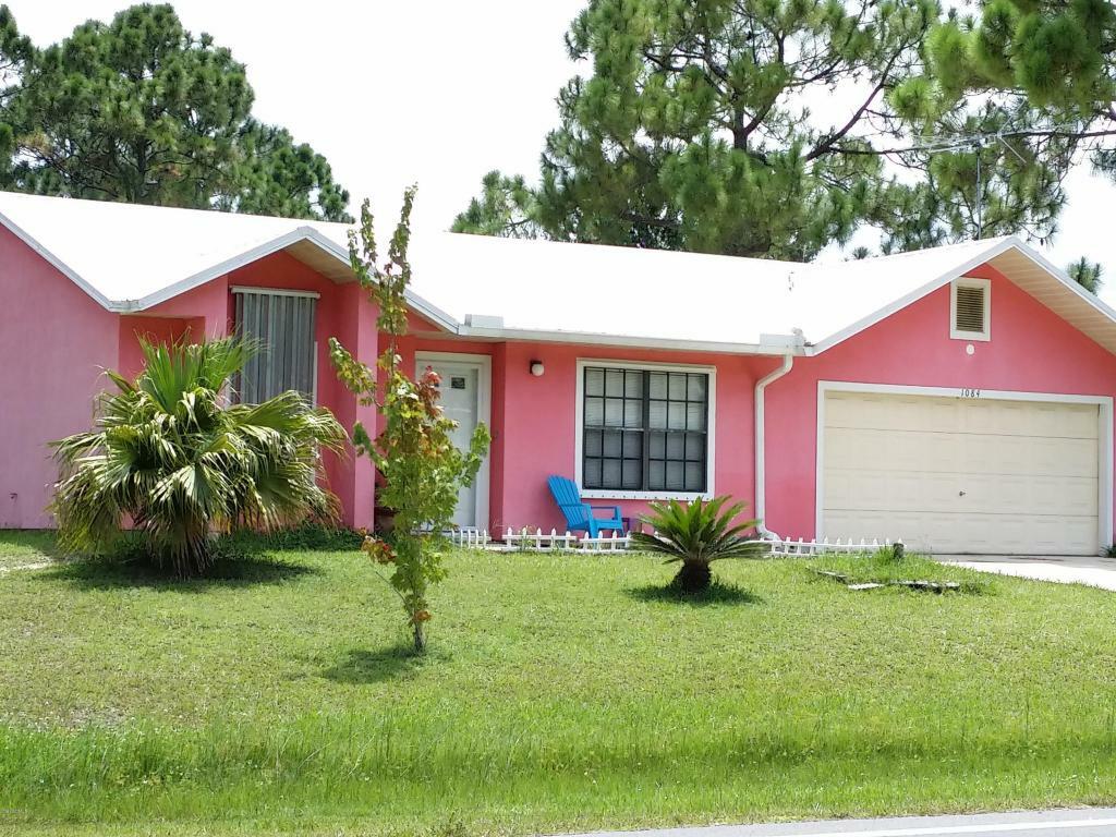 Property Photo:  1084 Pace Drive NW  FL 32907 