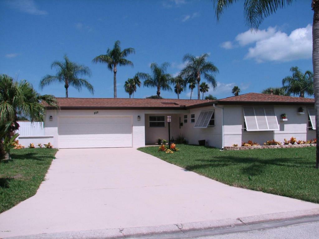 Property Photo:  409 Nautilus Drive  FL 32937 