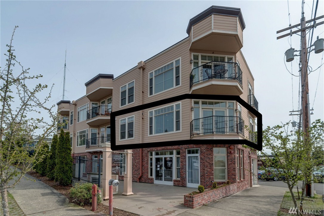 1201 13th St 202  Bellingham WA 98225 photo
