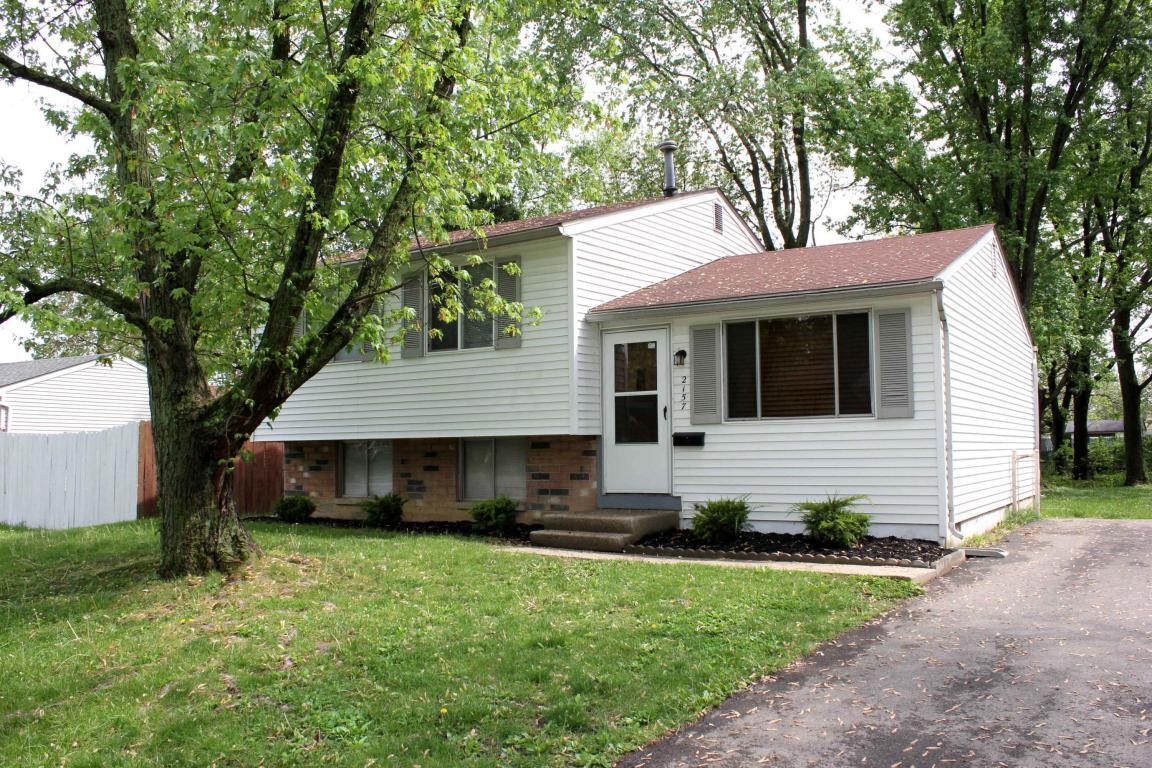 Property Photo: 2157 Hampstead Drive OH 43229