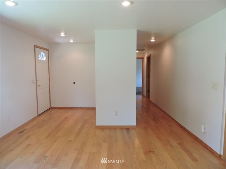 Property Photo:  304 Railroad Avenue  WA 98815 