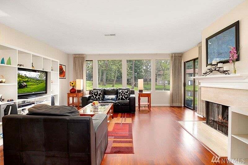 Property Photo:  1331 Bellefield Park Lane  WA 98004 