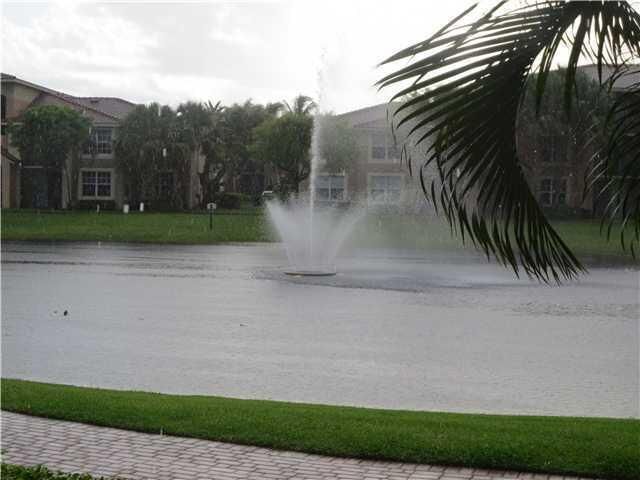 Property Photo:  15015 Michelangelo Boulevard 102  FL 33446 