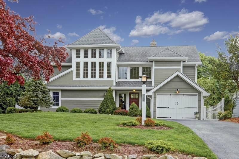 Property Photo: 418 W Shore Trl NJ 07871
