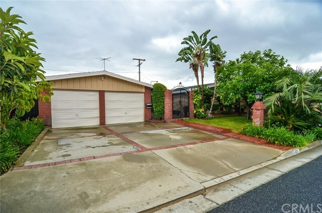 Property Photo:  638 E Swanee Lane  CA 91723 