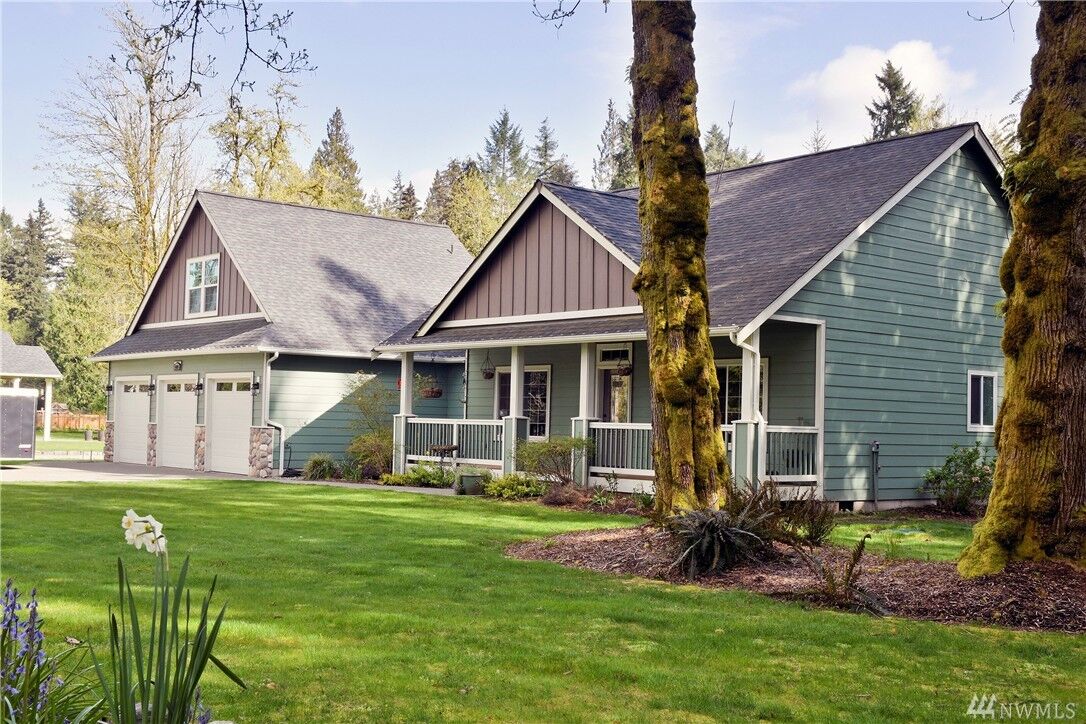 Property Photo:  5435 93rd Avenue SE  WA 98513 