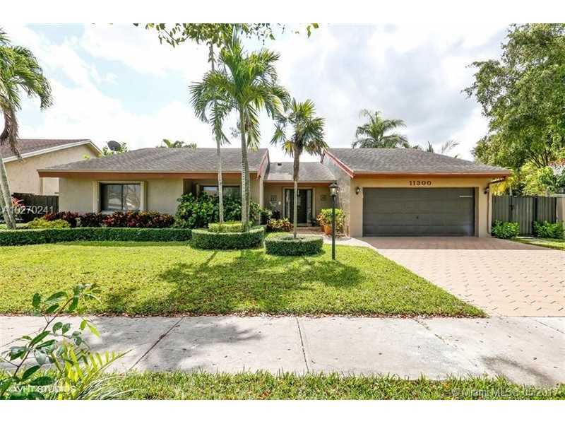 11300 SW 131st Ave  Miami FL 33186 photo