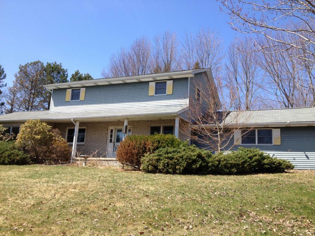 137 Decker Road  Greenfield Twp PA 18433 photo