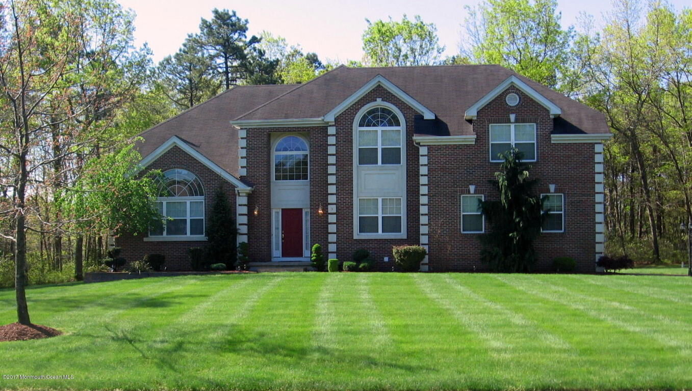 Property Photo:  3 Song Bird Court  NJ 08527 