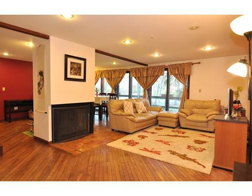 Property Photo: 661 Pheasant Hi 661 MA 01718
