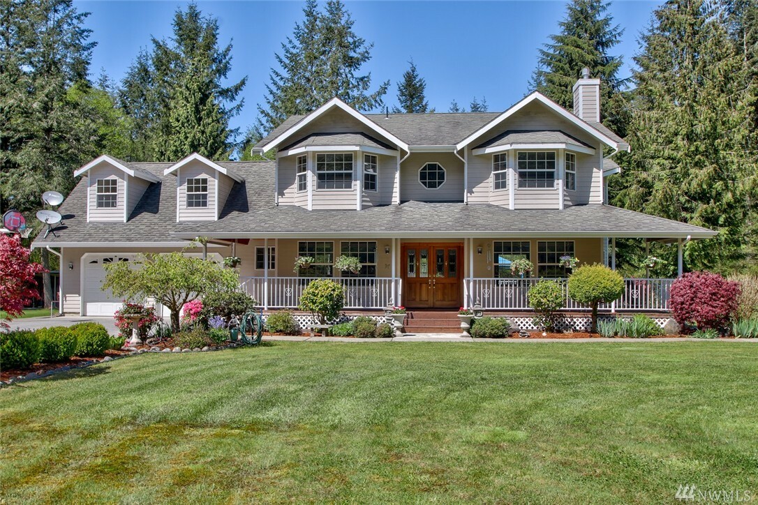 Property Photo:  4918 Robinwood Lane  WA 98232 