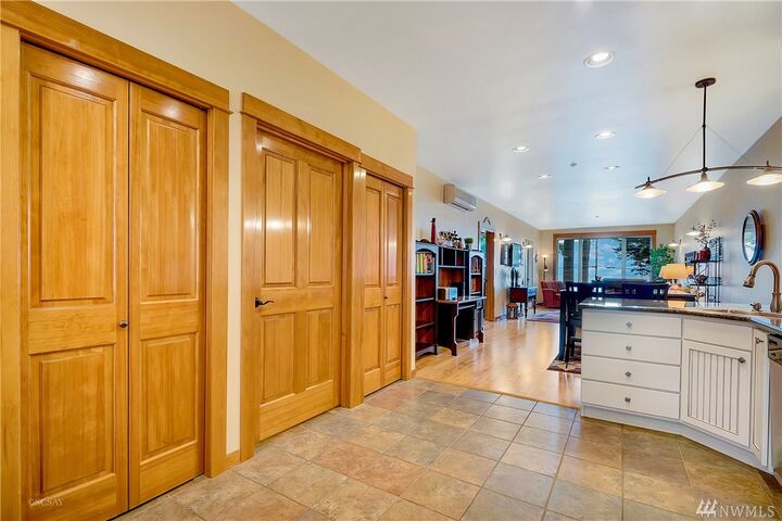 Property Photo:  7714 Birch Bay Dr 209  WA 98230 