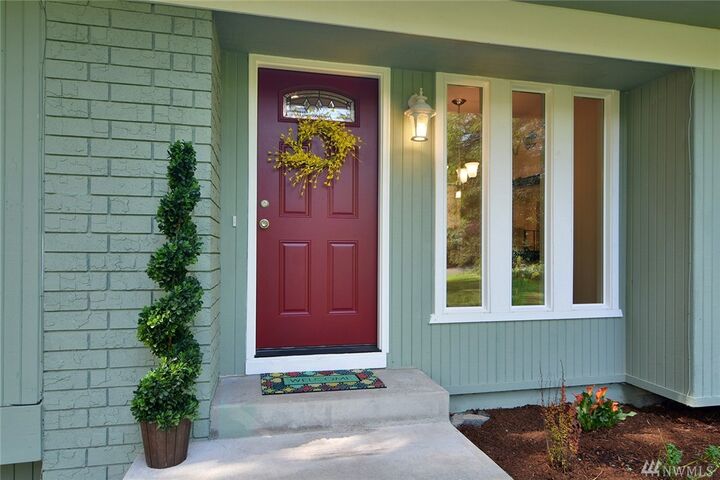 Property Photo:  2800 NE Marie Place  WA 98370 