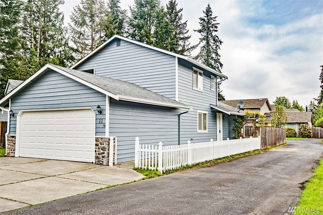 Property Photo: 11 W Madison Street WA 98203