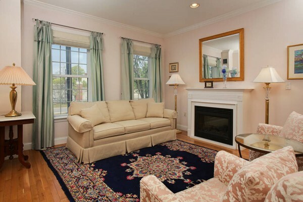 Property Photo:  55 Chelsea St 55  MA 02129 