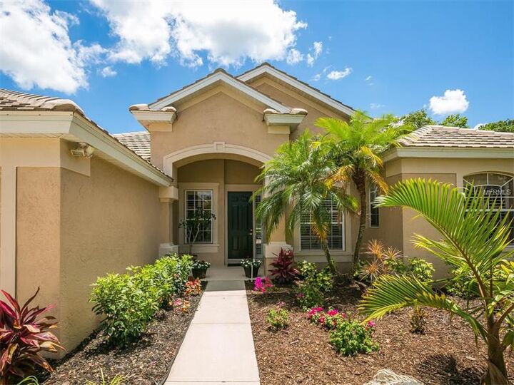 Property Photo:  5572 Oak Grove Court  FL 34233 