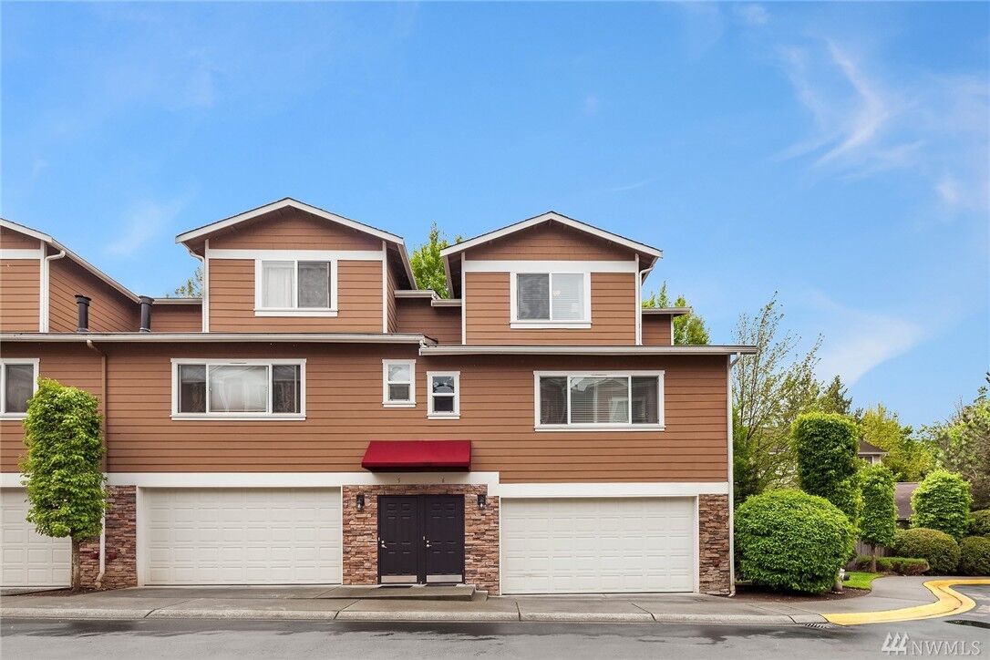 Property Photo:  17915 80th Ave NE C6  WA 98028 