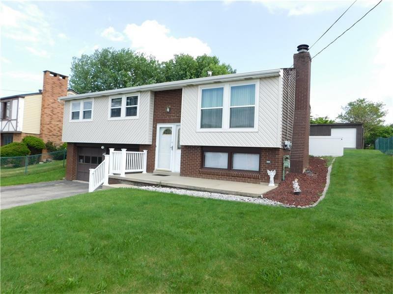 Property Photo:  1418 Cochran Avenue  PA 15673 