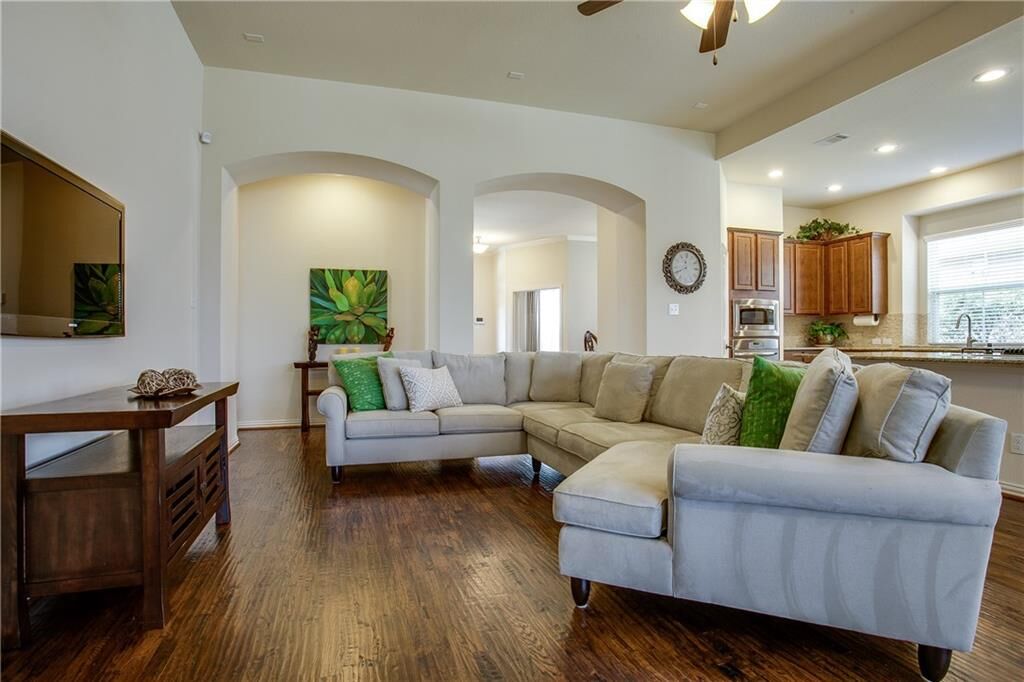 Photo de la propriété:  7007 Kingdom Estates  TX 75236 