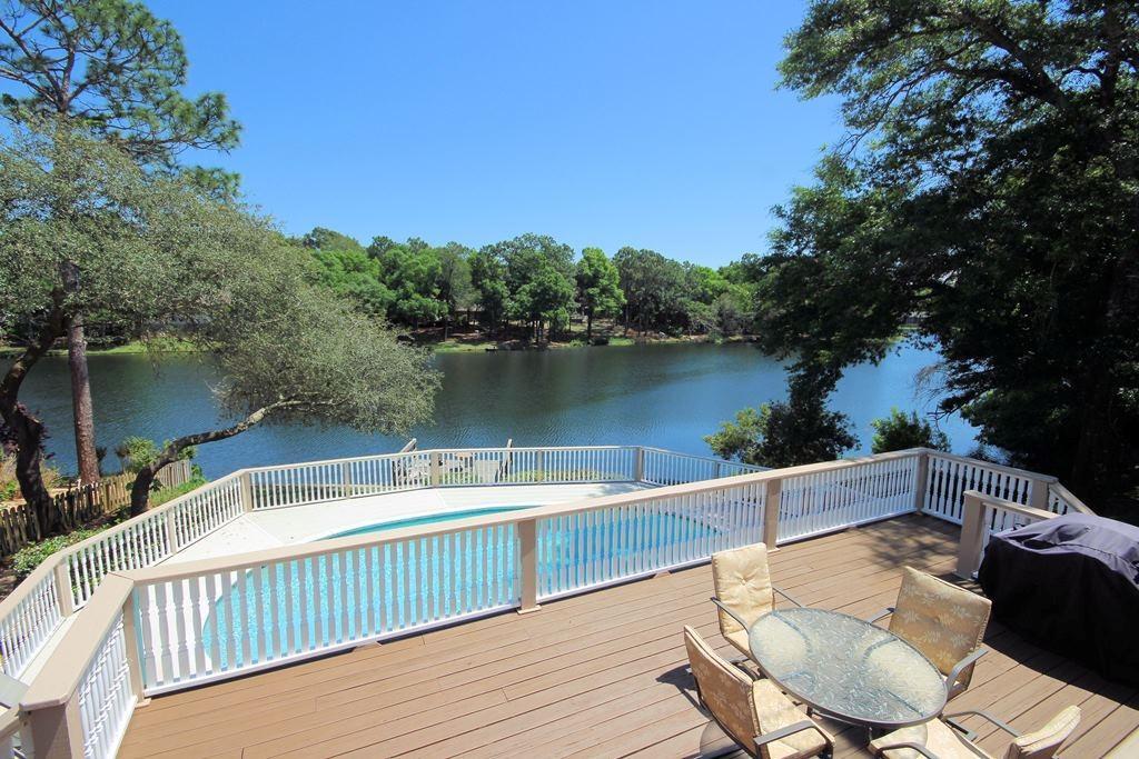 Property Photo: 1024 Lake Way Drive FL 32578