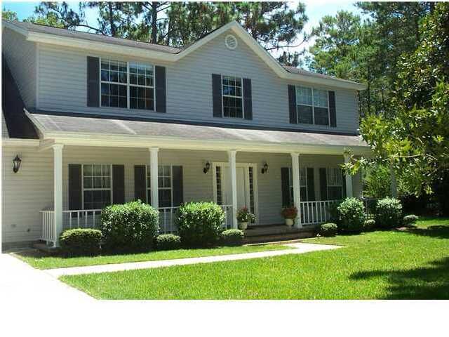 Property Photo:  413 Mulcahy Circle  FL 32578 