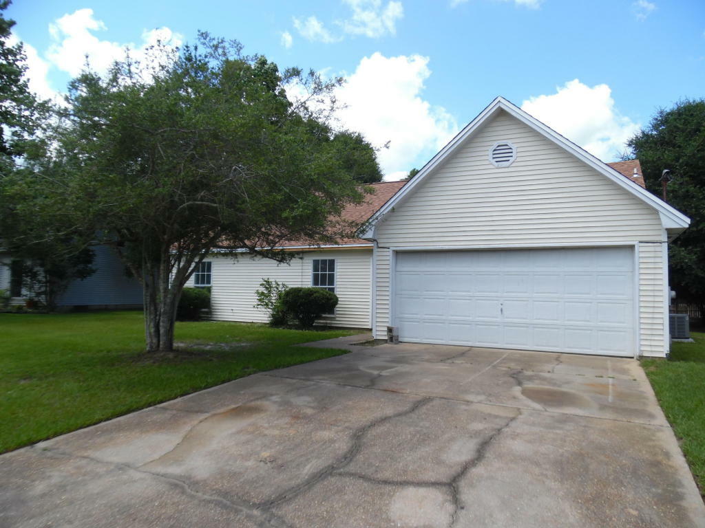 Property Photo:  2834 Old Mill Way  FL 32539 