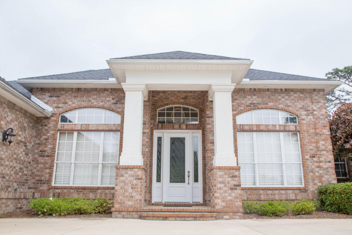 Property Photo: 4239 Cougar Circle FL 32578
