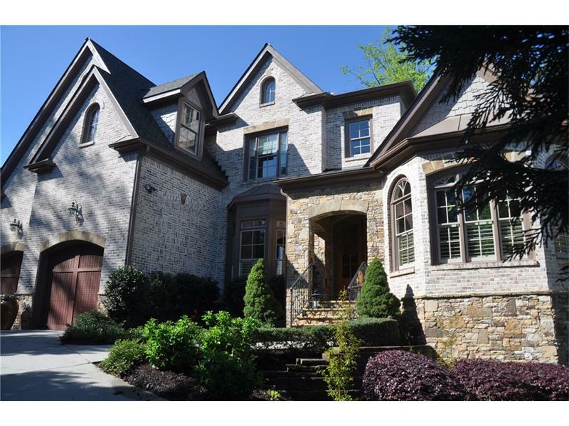 Property Photo: 10376 Royal Terrace 30022