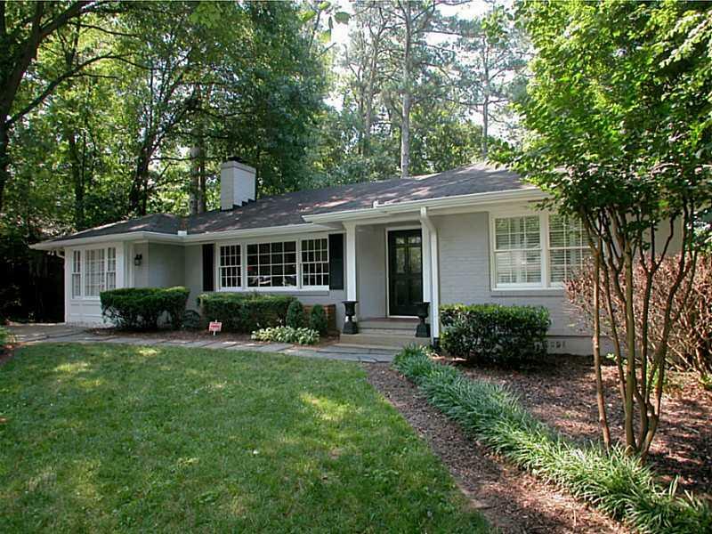 Property Photo:  2020 Brookview Drive NW   30318 