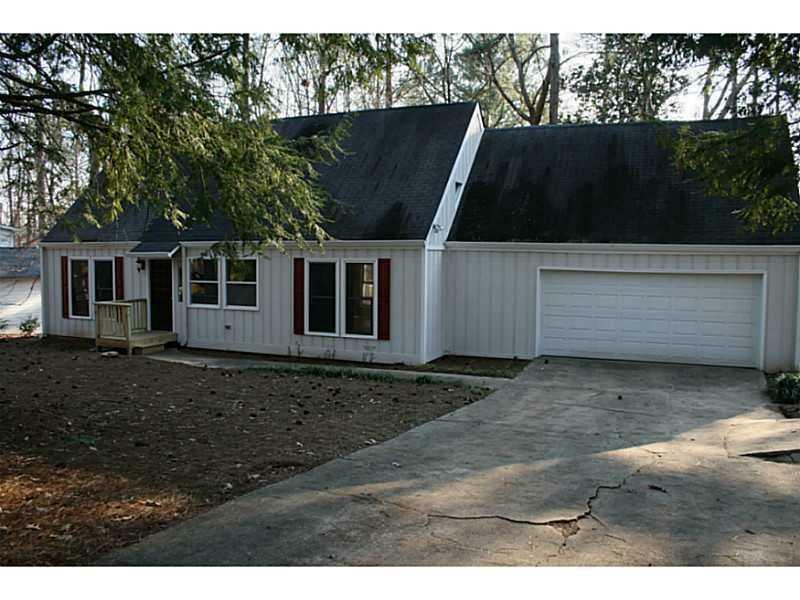 Property Photo: 407 Northland Road 0 30126