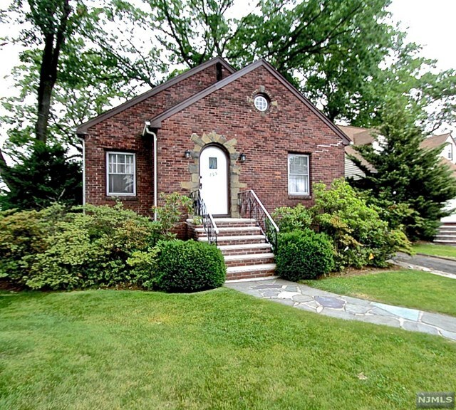 Property Photo:  767 Morningside Lane  NJ 07657 