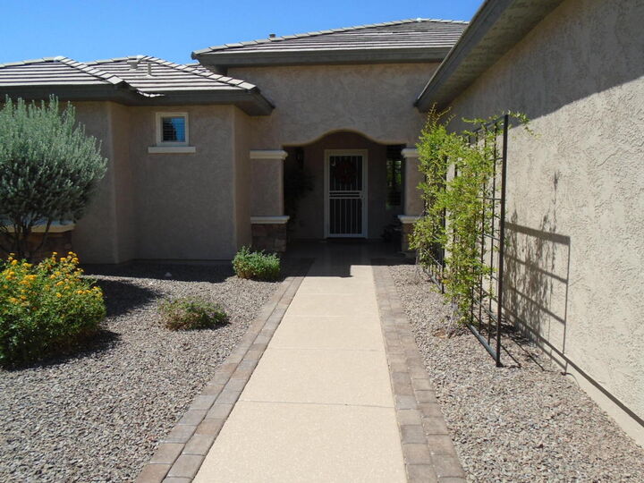 Property Photo:  27013 W Runion Drive  AZ 85396 