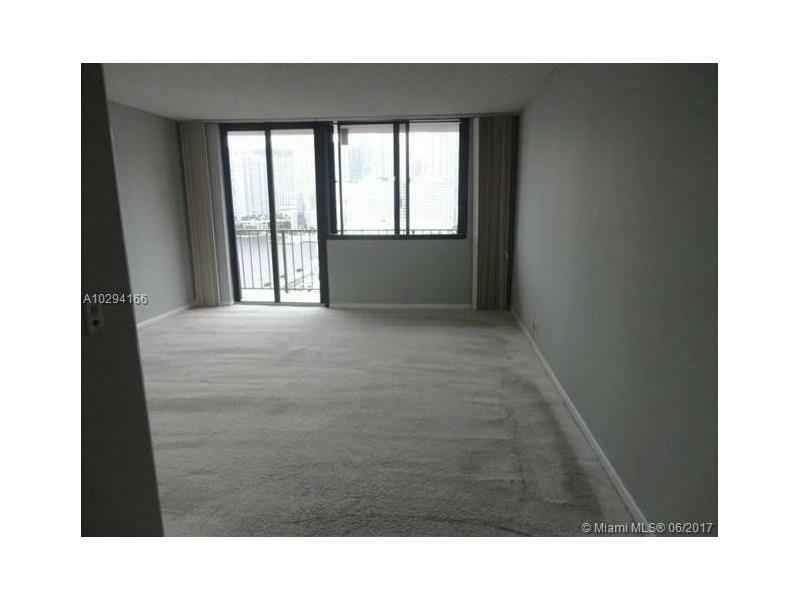 Property Photo: 520 Brickell Key Dr A1517 FL 33131