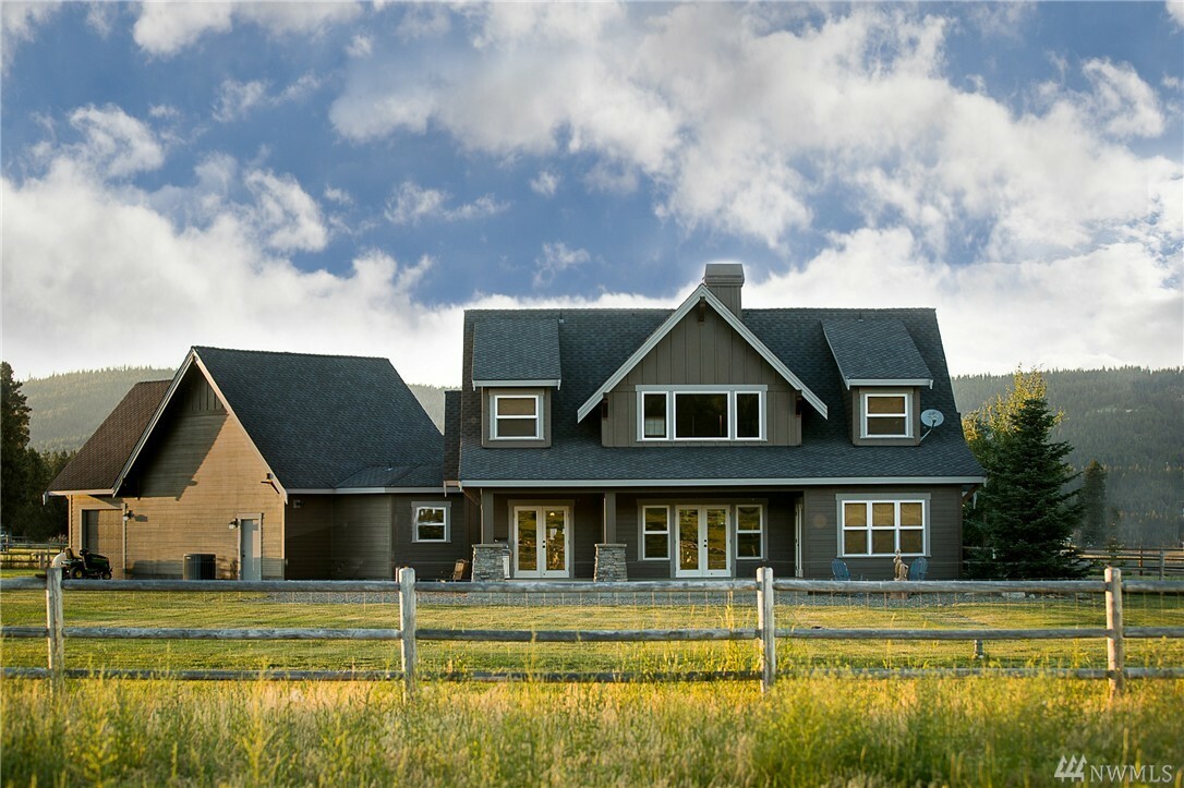 Property Photo: 272 Pine Ridge Lane WA 98922