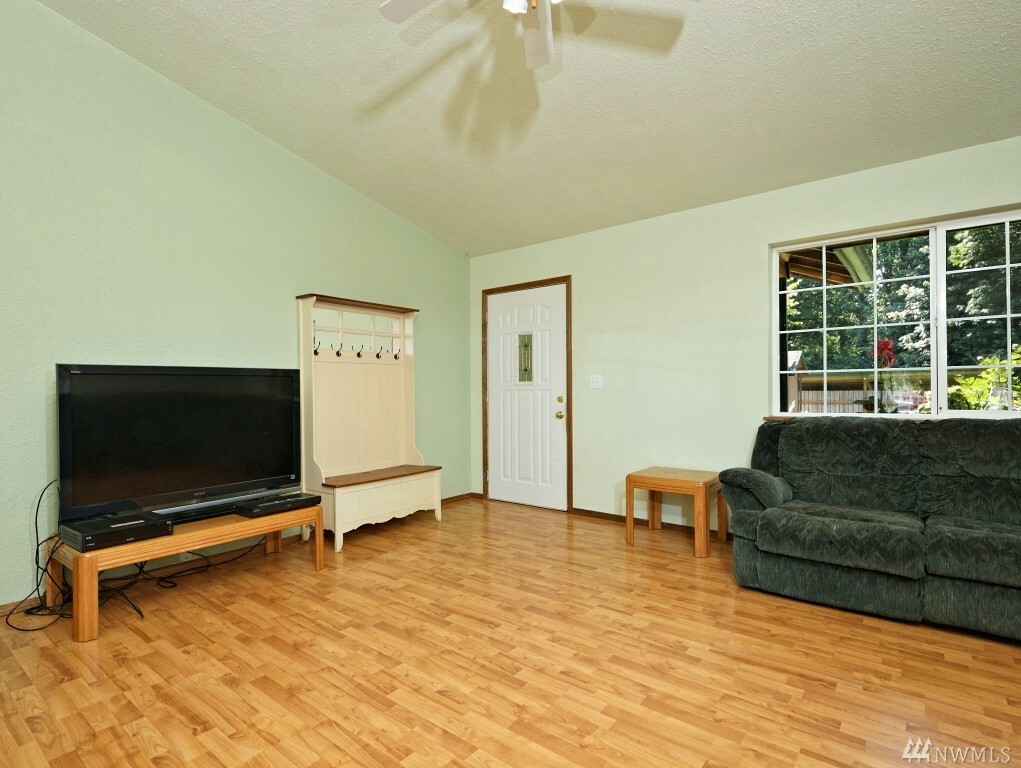 Property Photo:  580 W Maple Rock Rd  WA 98560 