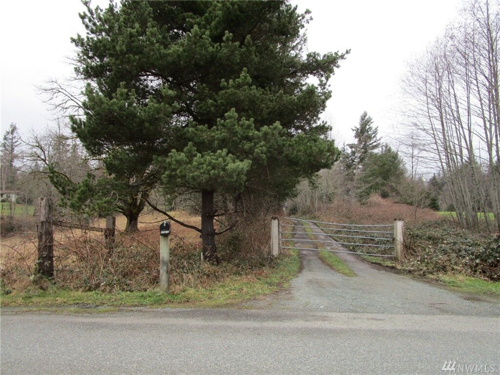 Property Photo: 25811 132nd St SE WA 98272